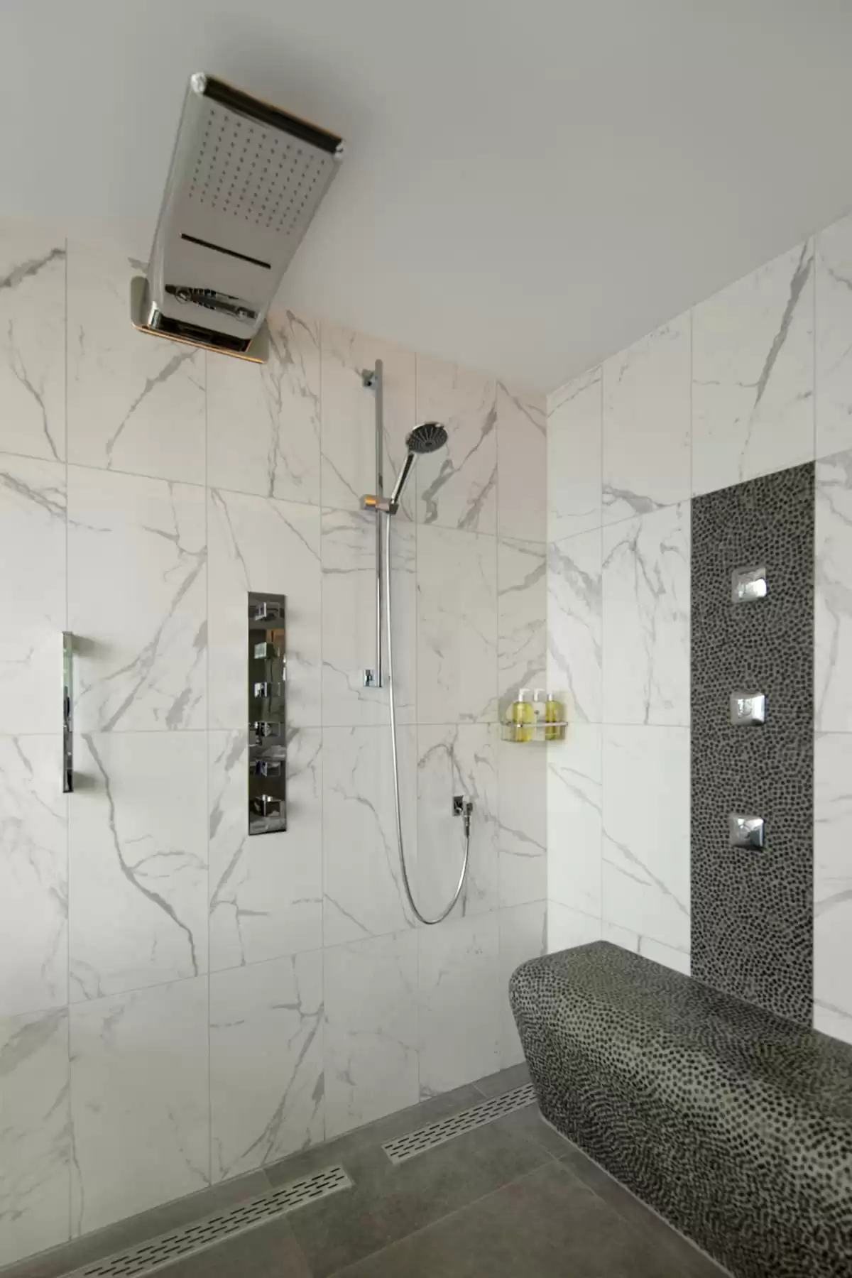 el Celebrity Flora :   4