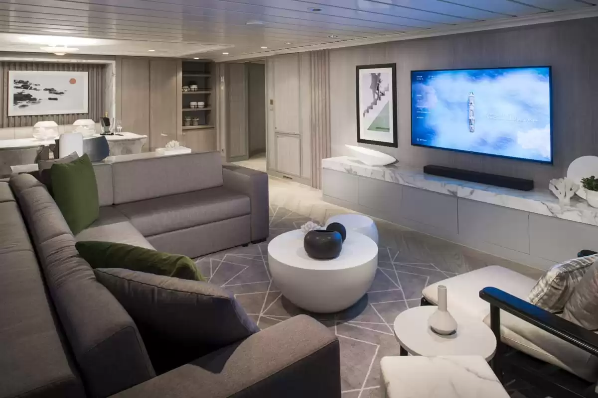 el Celebrity Millennium :   10