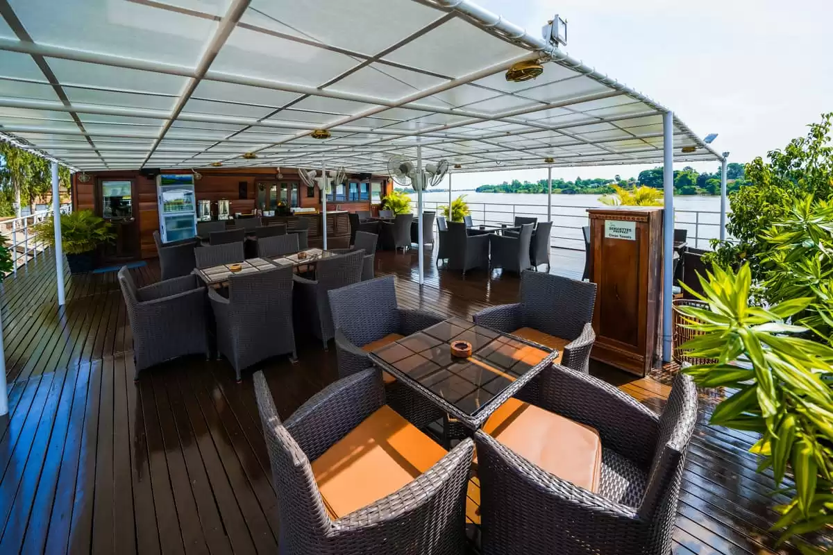 el RV indochine :  cabine 11