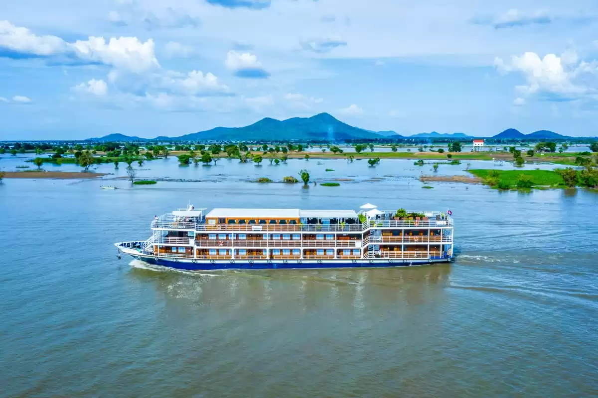 el RV indochine :  cabine 6