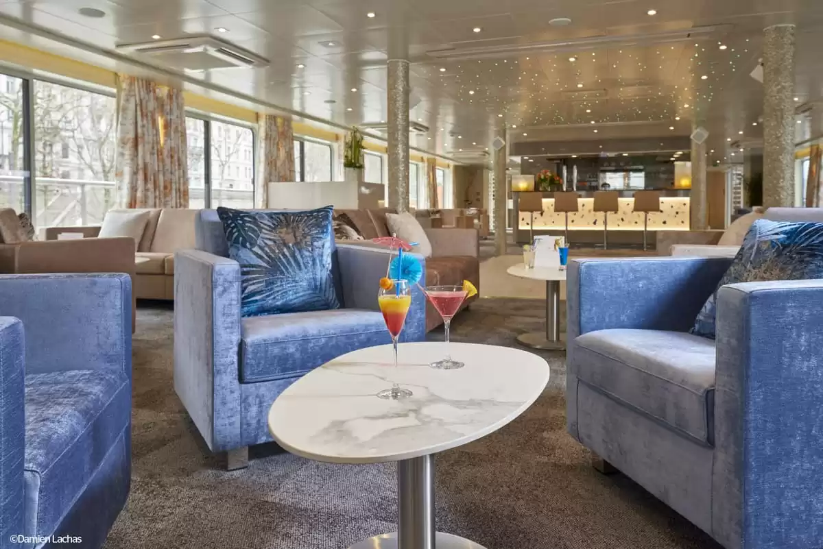 el Van Gogh :  cabine 6