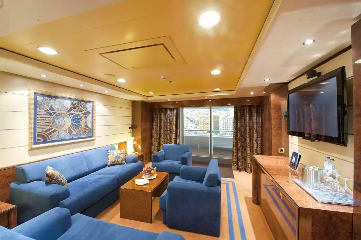 el MSC Splendida :   6