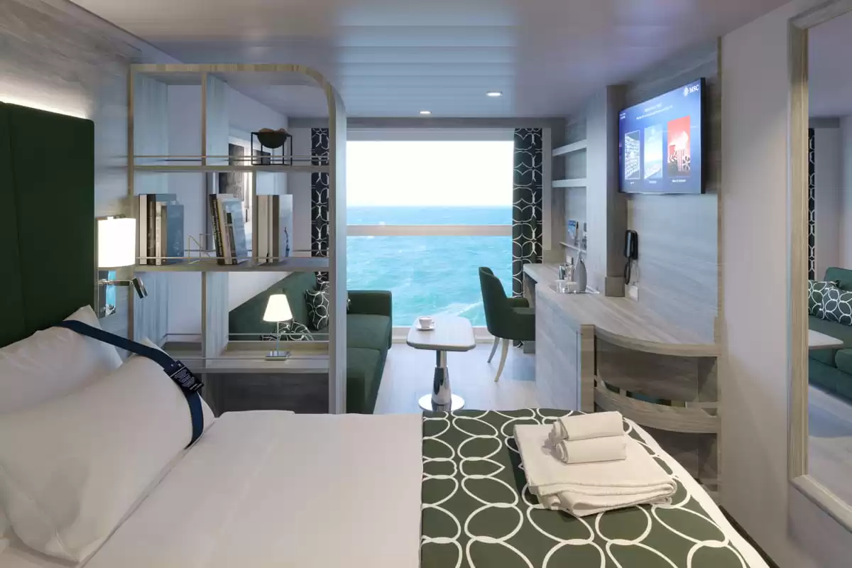 el MSC World America  :   24