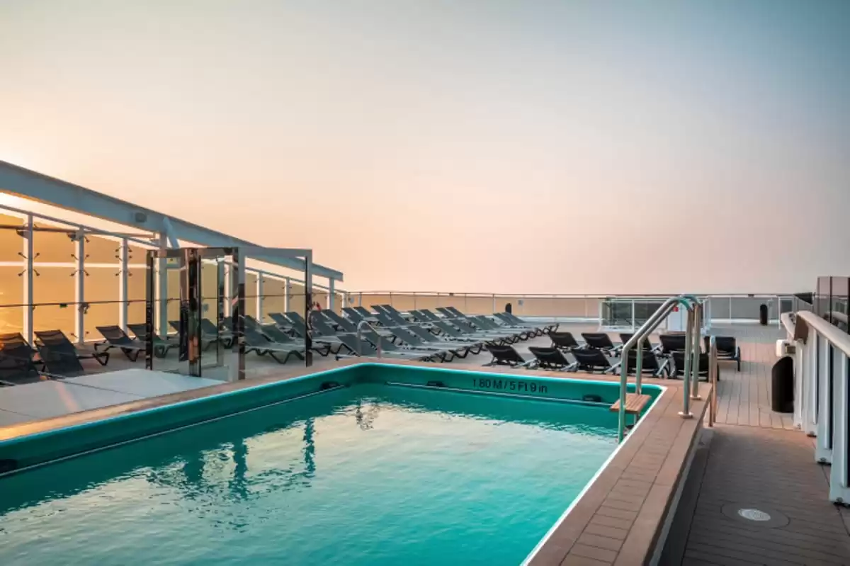 el MSC World Europa :  cabine 74