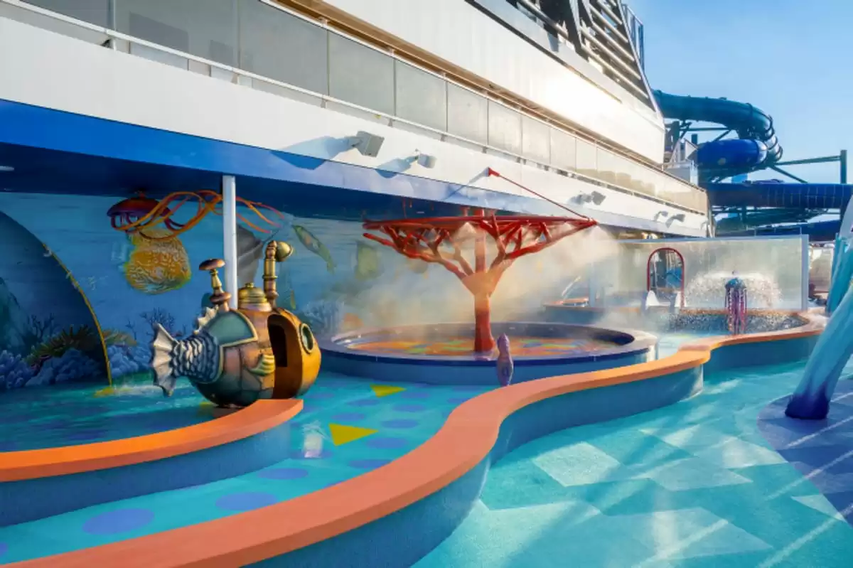 el MSC World Europa :  cabine 80