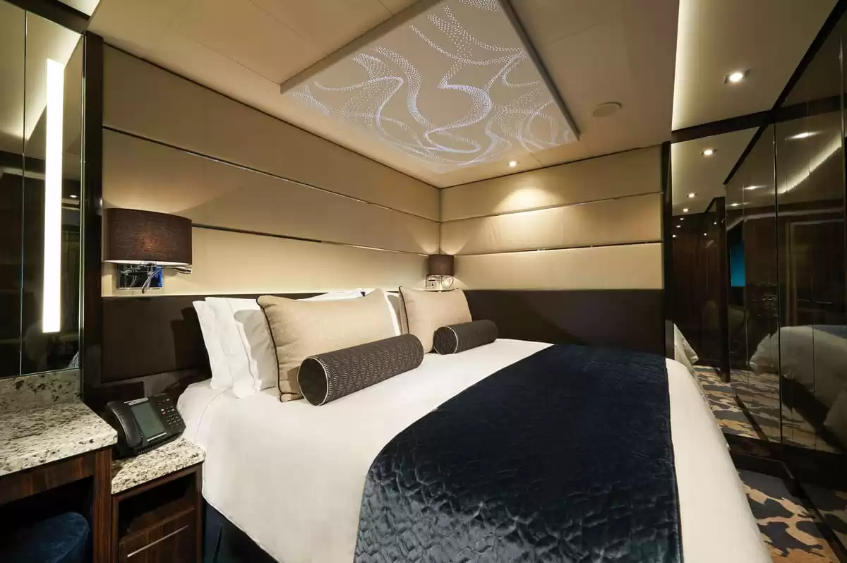 el Norwegian Bliss :   4