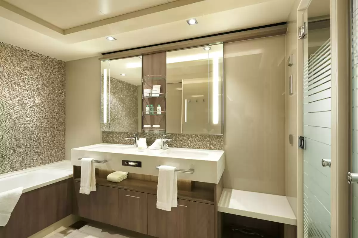 el Norwegian Bliss :   5