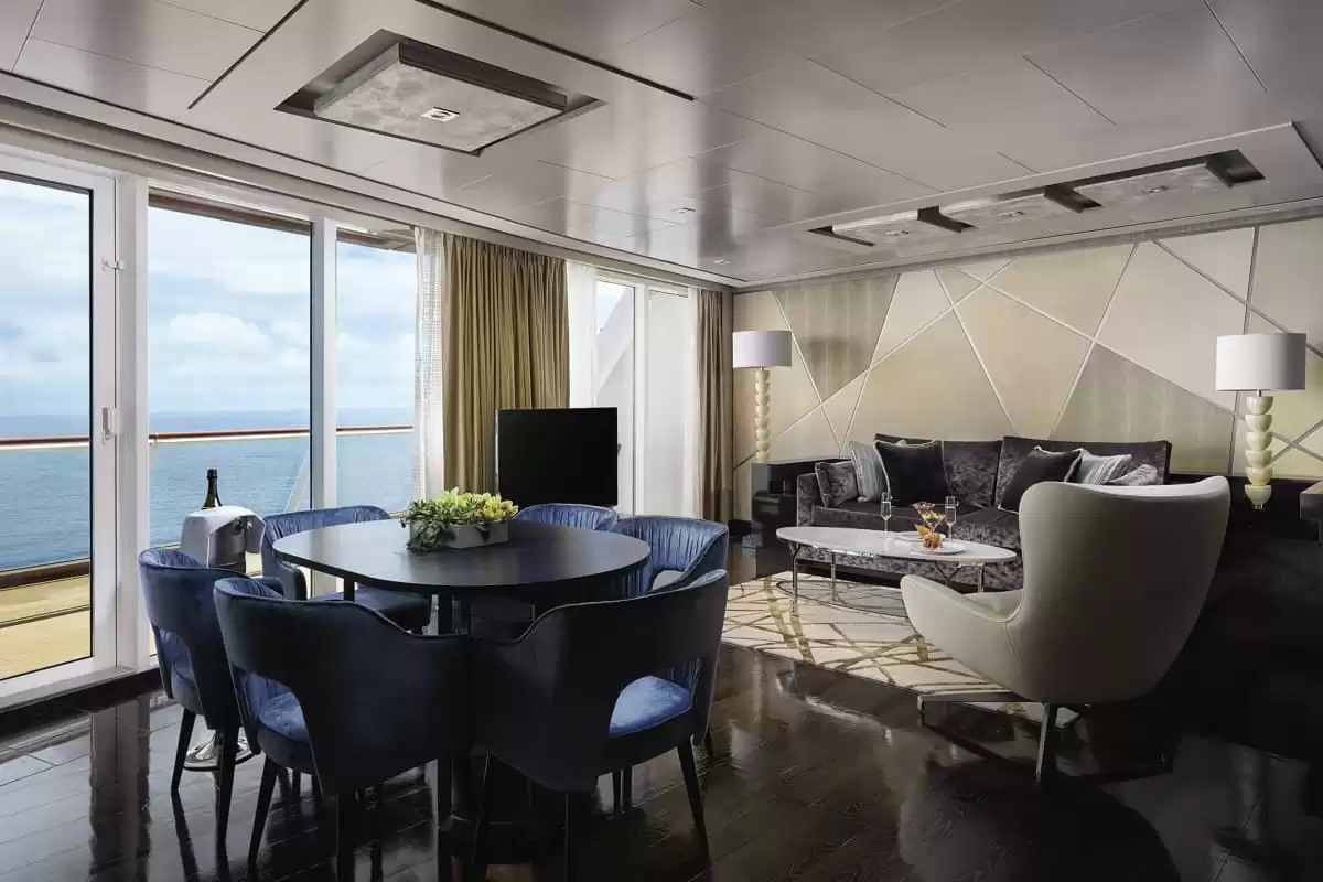 el Norwegian Bliss :   12