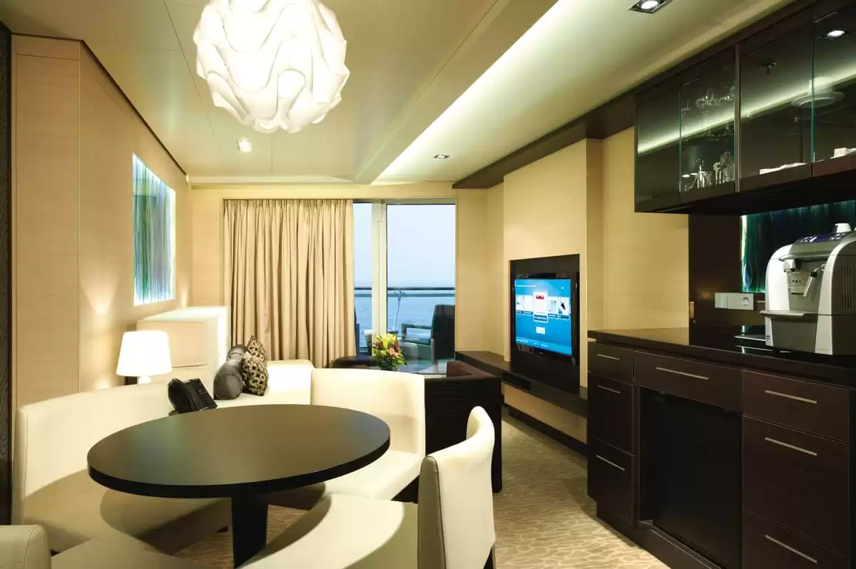 el Norwegian Breakaway :   3