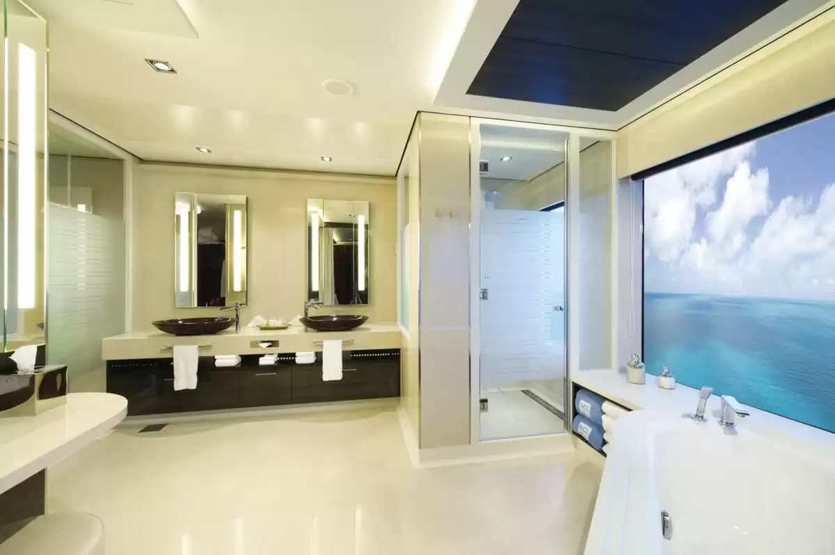 el Norwegian Breakaway :   8