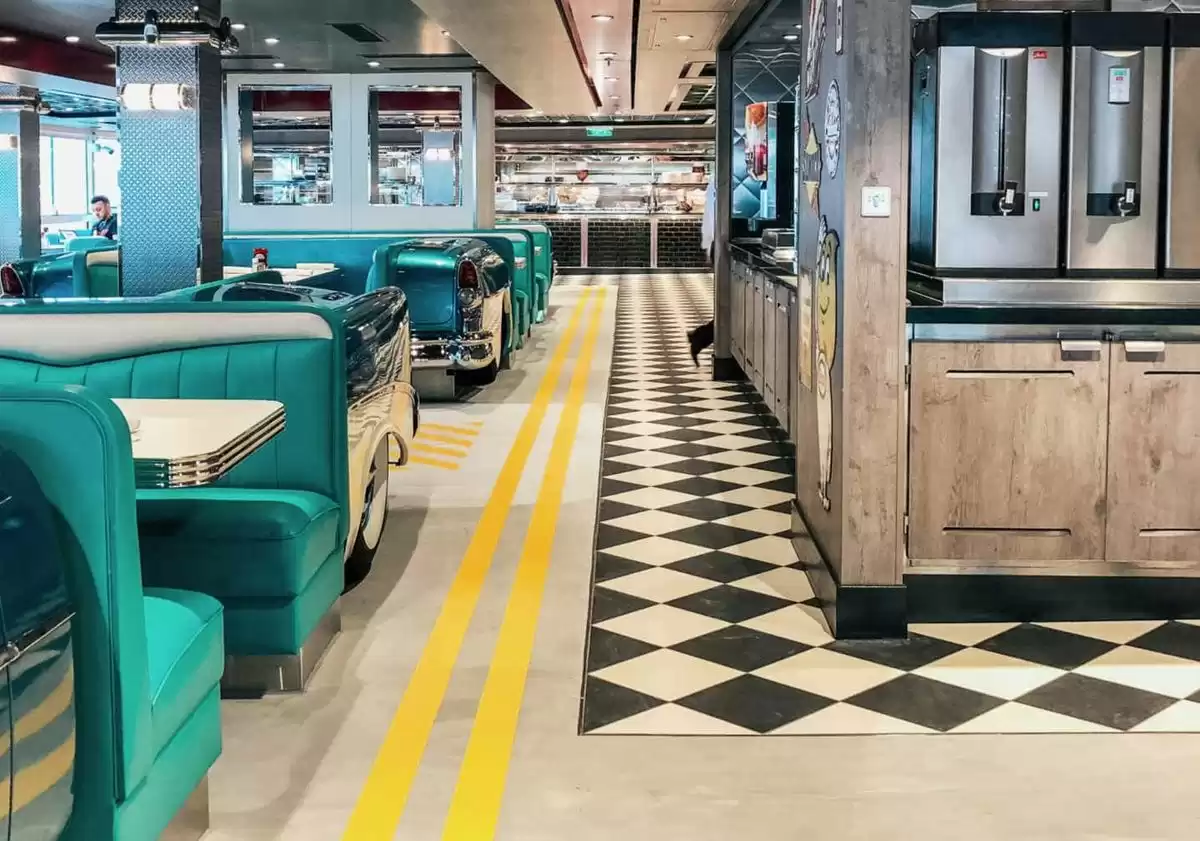 el Norwegian Encore :  cabine 61