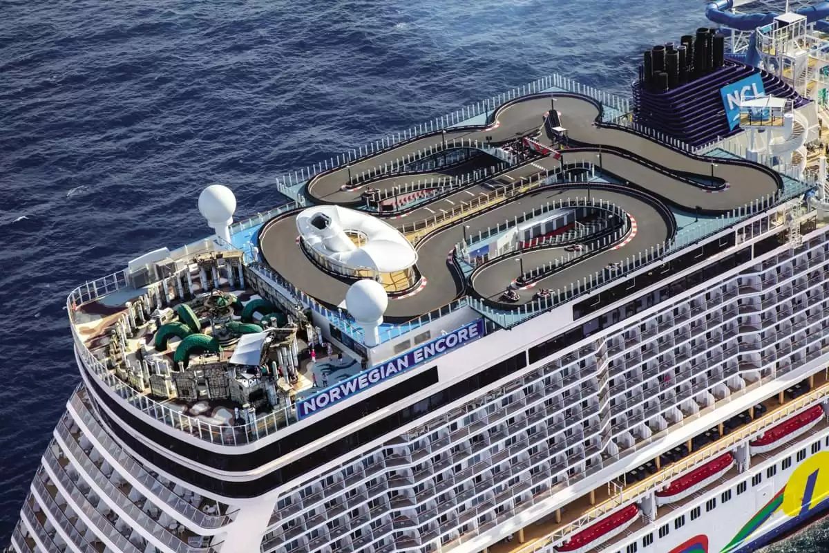 el Norwegian Encore :  cabine 2