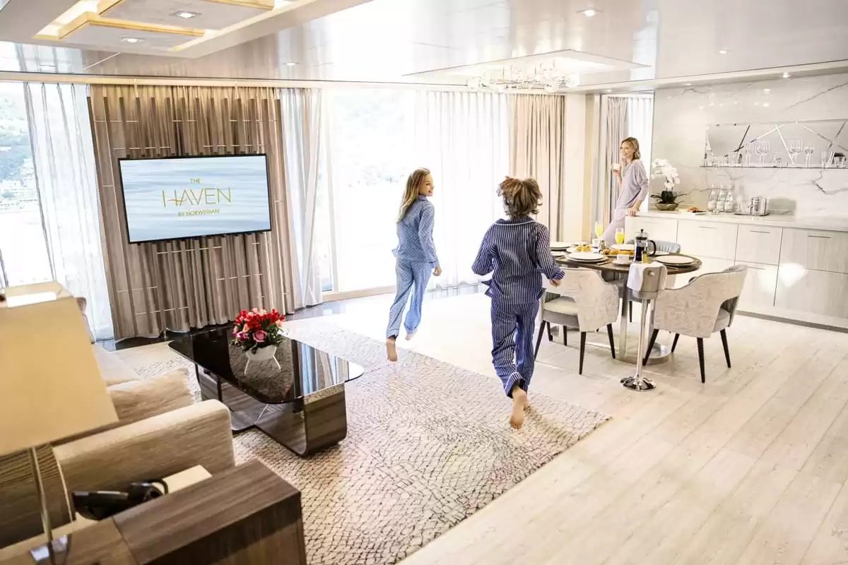 el Norwegian Encore :   0