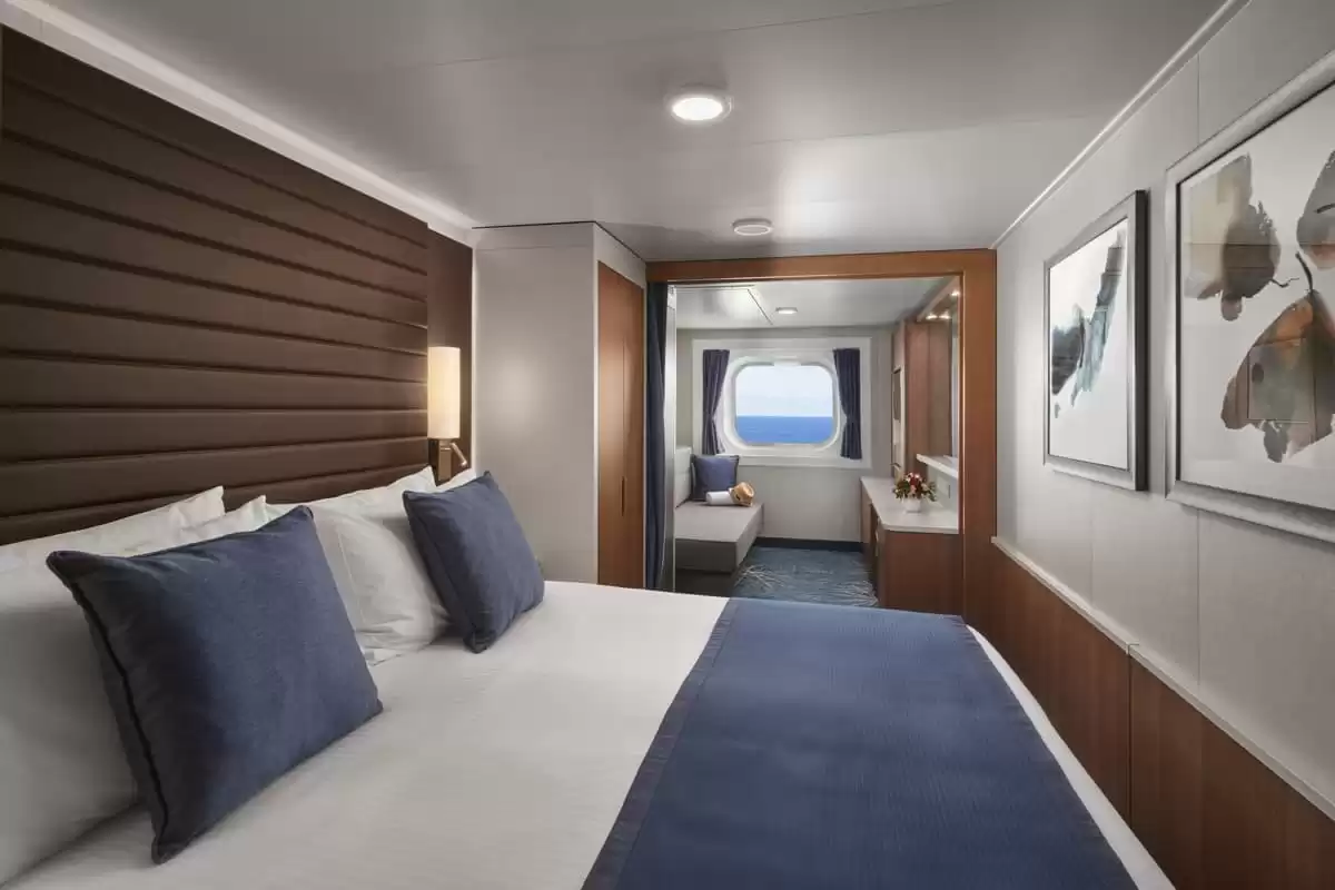 el Norwegian Encore :   2