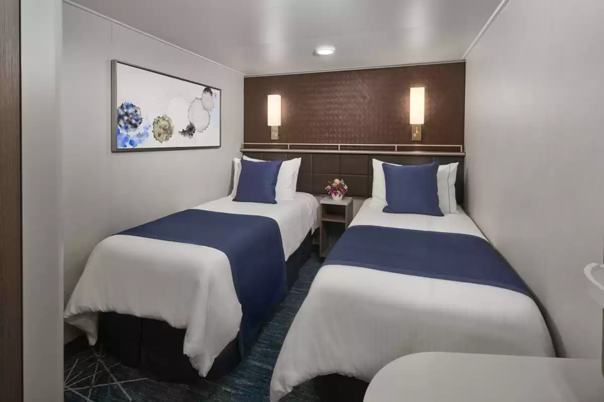 el Norwegian Encore :   8