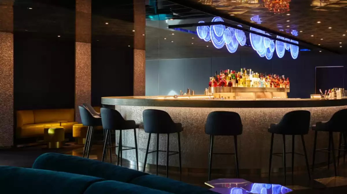 el Valiant Lady :  cabine 87