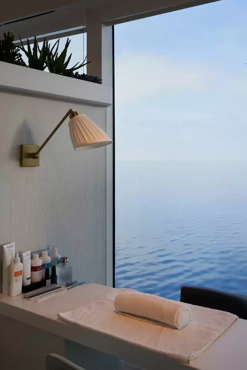 el Valiant Lady :  cabine 222