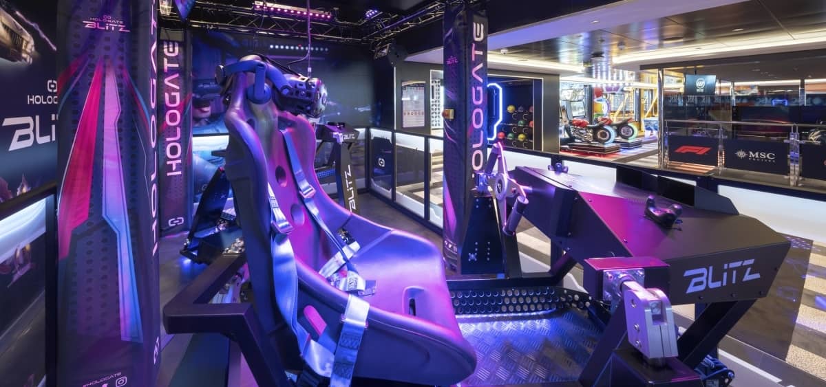 4- HOLOGATE ARENA <br> EXPERIENCIA VR INTENSA EN EL MAR