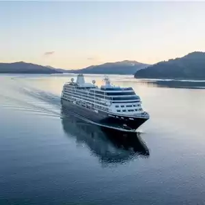 ¿A quién va dirigida la compañía AZAMARA?