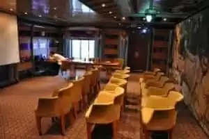 City Conference Room (Sala de Conferencias City)