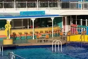 Topsiders Bar & Grill