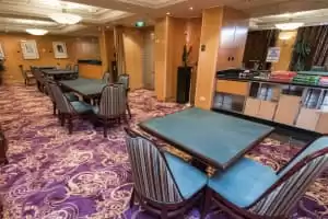 Card Room (Sala de Cartas)