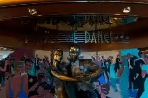 Espectáculos y Animaciones en el Shall We Dance Lounge