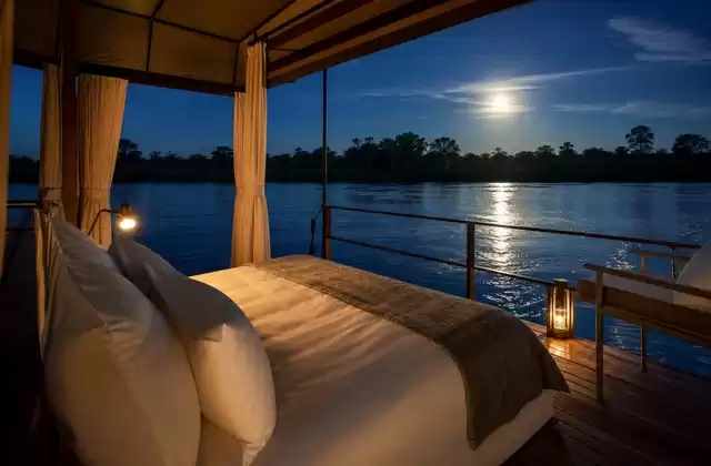 Alojamiento flotante o barco íntimo