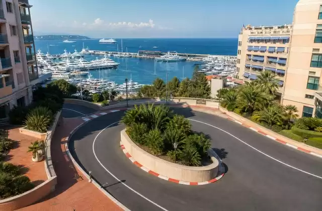 Curva del Fairmont
