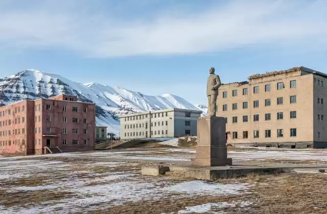 Pyramiden