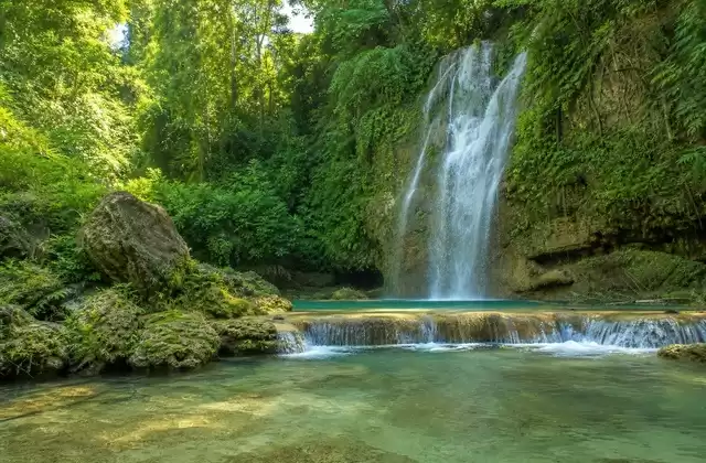 Mele Cascades