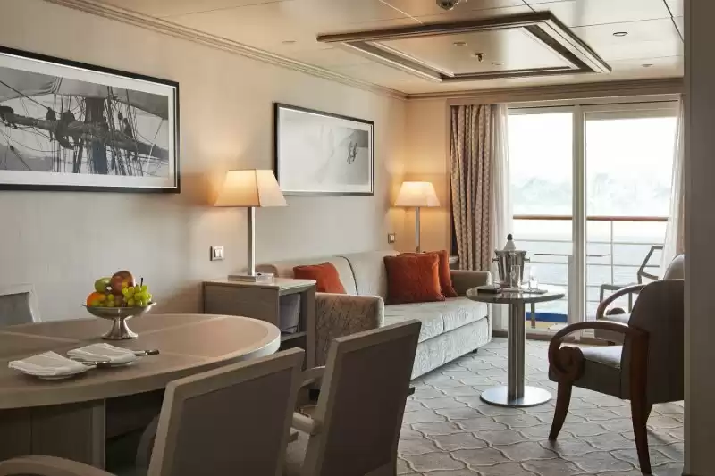Suite Silver